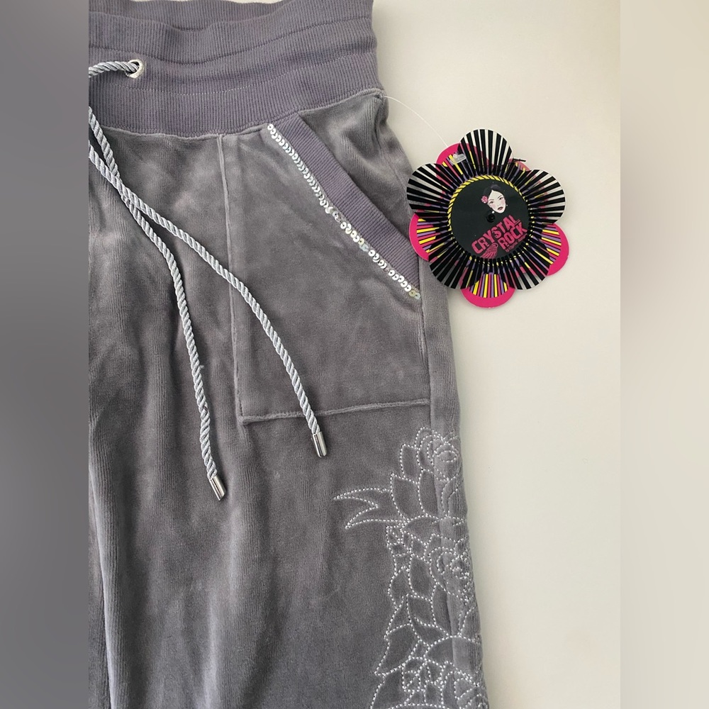 NWT VINTAGE Y2K Crystal Rock Grey Pants Embroidered Love Is Beauty Women Size S